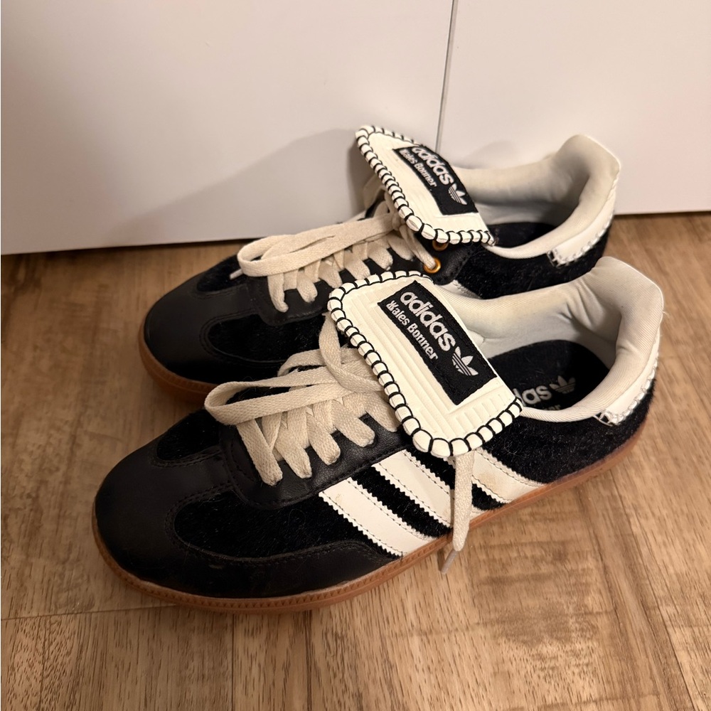 Adidas Women’s Sneakers
